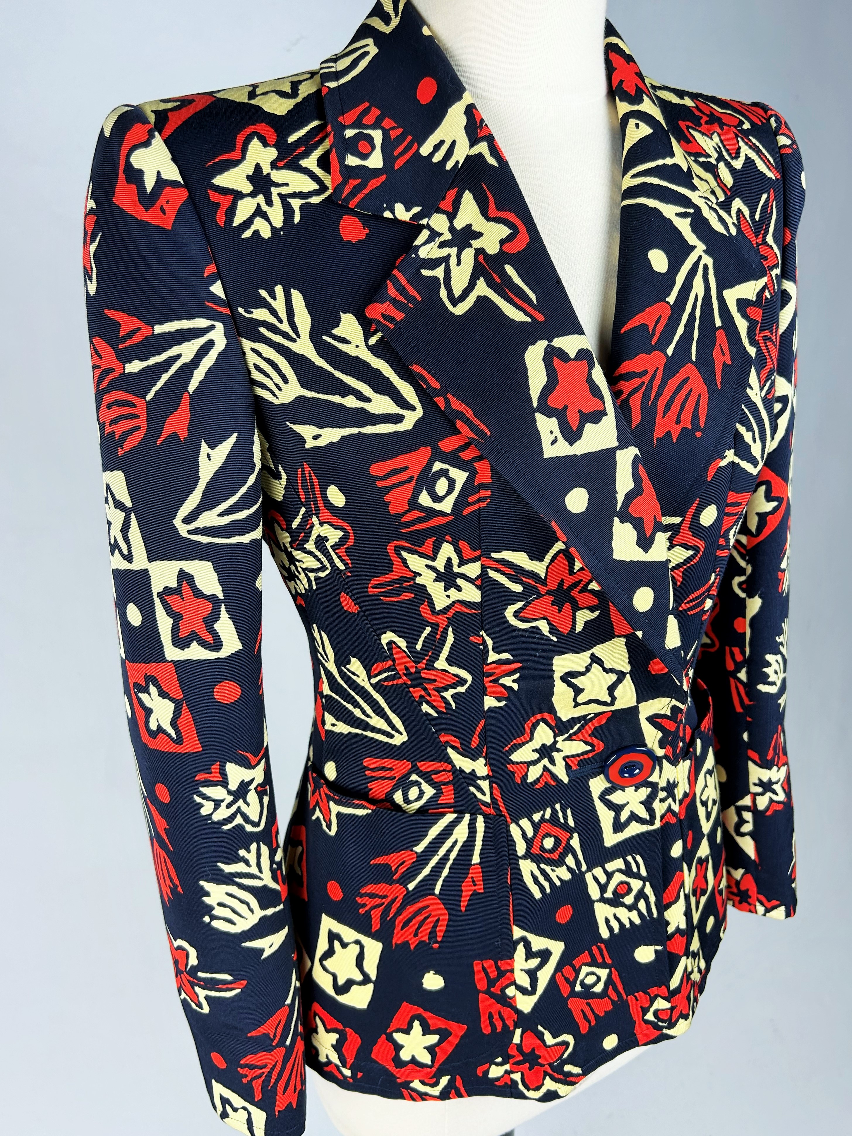 Christian Lacroix フラワープリントジャケット 42 フランス製 Christian Lacroix フラワープリントジャケット 42 フランス製